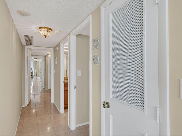 4020 Galt Ocean Dr 1102, Fort Lauderdale FL 33308