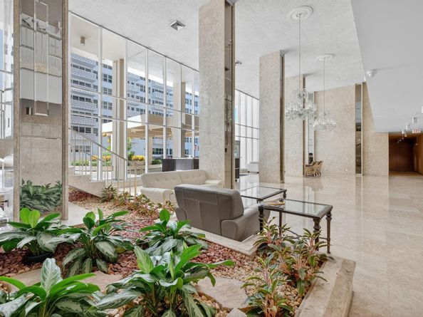 4020 Galt Ocean Dr 1102, Fort Lauderdale FL 33308