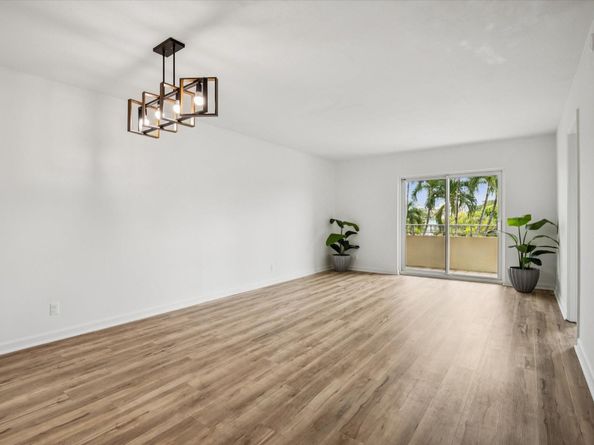 900 NE 18th Ave 208, Fort Lauderdale FL 33304