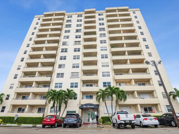 900 NE 18th Ave 208, Fort Lauderdale FL 33304