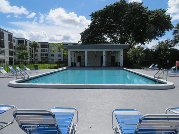 9233 SW 8th Street 117, Boca Raton FL 33428