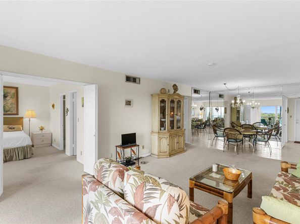 3100 N Palm Aire Dr 803, Pompano Beach FL 33069