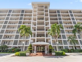 3100 N Palm Aire Dr 803, Pompano Beach FL 33069