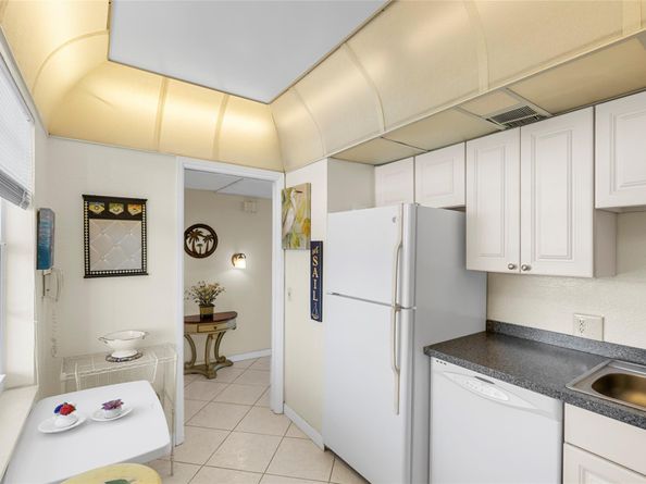 3100 N Palm Aire Dr 803, Pompano Beach FL 33069