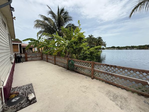 5448 NW 204 street, Miami Gardens FL 33055