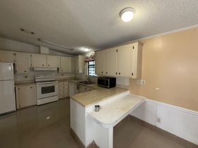 5448 NW 204 street, Miami Gardens FL 33055