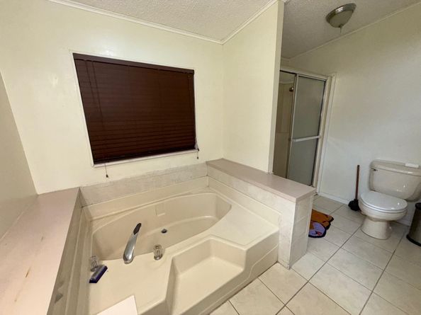 5448 NW 204 street, Miami Gardens FL 33055