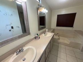 5448 NW 204 street, Miami Gardens FL 33055