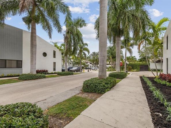 3900 NE 18th Ave 36H, Oakland Park FL 33334