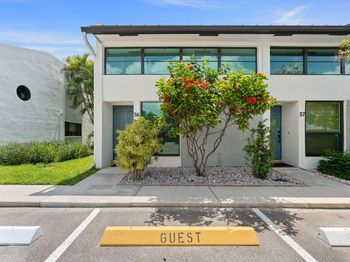 3900 NE 18th Ave