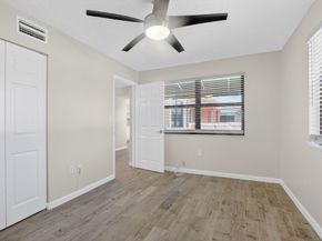 6670 Villa Sonrisa Drive 221, Boca Raton FL 33433