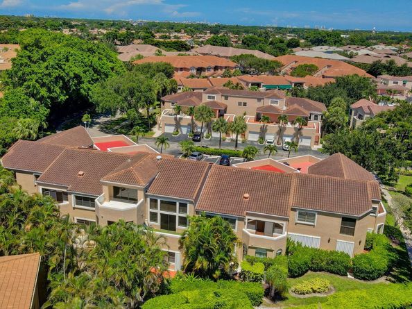 6670 Villa Sonrisa Drive 221, Boca Raton FL 33433