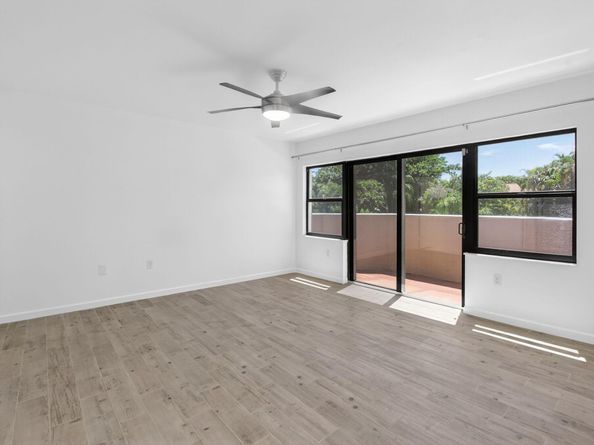 6670 Villa Sonrisa Drive 221, Boca Raton FL 33433