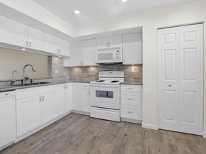 6670 Villa Sonrisa Drive 221, Boca Raton FL 33433