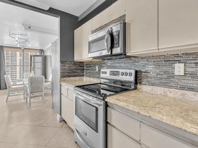 19667 Turnberry Way 10c, Aventura FL 33180