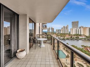 19667 Turnberry Way 10c, Aventura FL 33180