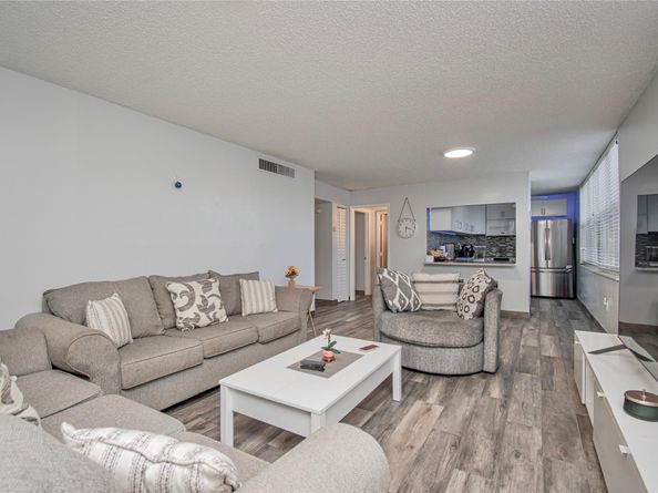 9410 Tangerine Pl 207, Davie FL 33324
