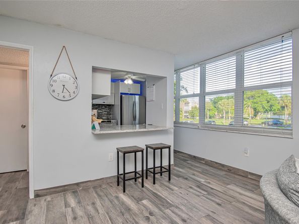 9410 Tangerine Pl 207, Davie FL 33324