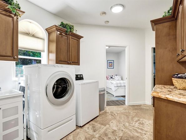 11720 NW 9th St, Plantation FL 33325