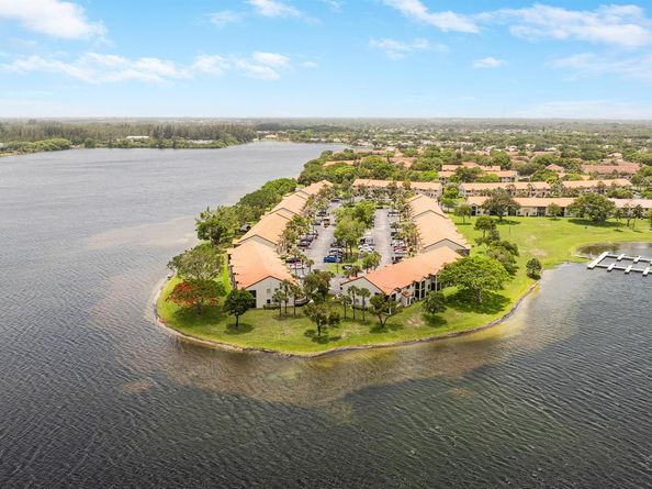 1102 Republic Court, Deerfield Beach FL 33442