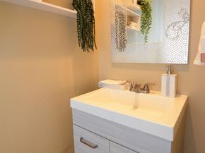 2541 NW 39th Street, Boca Raton FL 33434