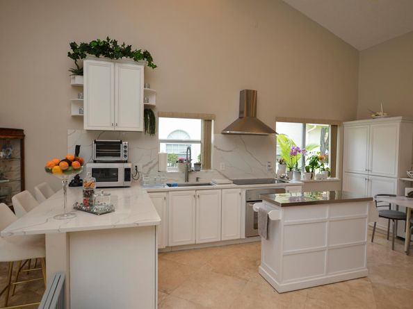 2541 NW 39th Street, Boca Raton FL 33434