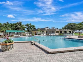 4000 NW 44th Avenue 113, Lauderdale Lakes FL 33319