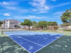 4000 NW 44th Avenue 113, Lauderdale Lakes FL 33319