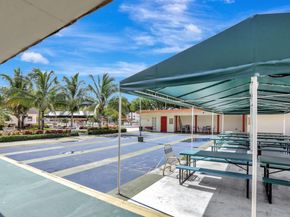 4000 NW 44th Avenue 113, Lauderdale Lakes FL 33319