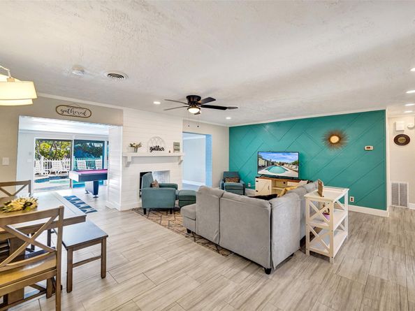 1961 NW 33rd St, Oakland Park FL 33309