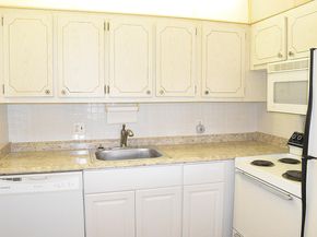 300 Village Green Circle S 220, Palm Springs FL 33461