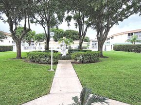 300 Village Green Circle S 220, Palm Springs FL 33461