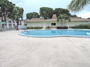 300 Village Green Circle S 220, Palm Springs FL 33461