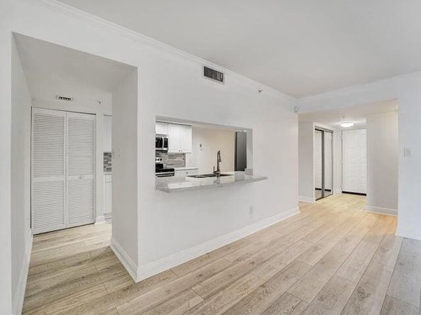 2025 Lavers Circle D504, Delray Beach FL 33444