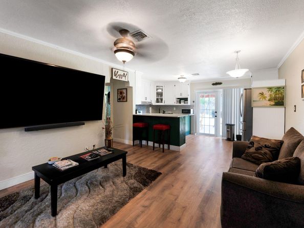 5360 NE 10th Ave, Deerfield Beach FL 33064