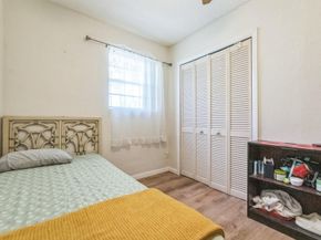 5360 NE 10th Ave, Deerfield Beach FL 33064