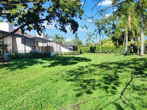 60 Edinburgh Drive, Palm Beach Gardens FL 33418