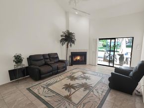 60 Edinburgh Drive, Palm Beach Gardens FL 33418