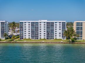 401 Lake Shore Drive 504, Lake Park FL 33403