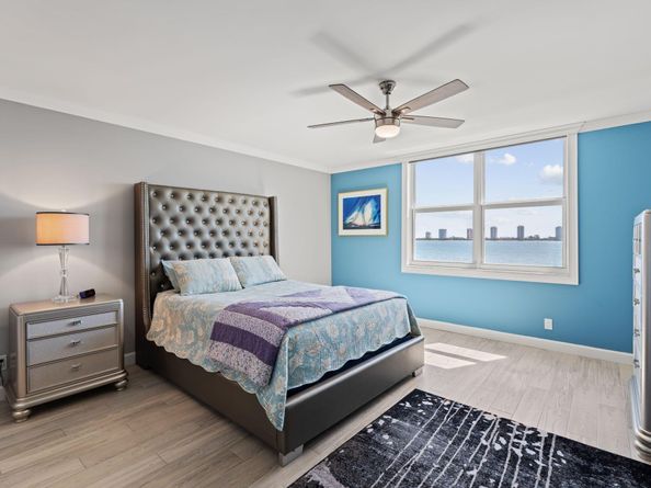401 Lake Shore Drive 504, Lake Park FL 33403