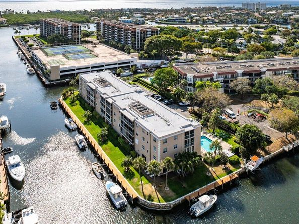 777 Jeffery Street 303, Boca Raton FL 33487