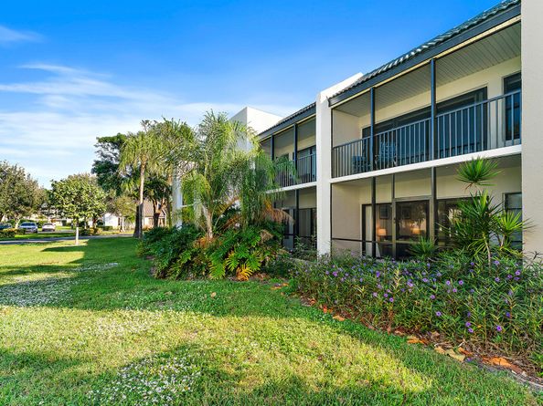 1605 S Us Highway 1 V1104, Jupiter FL 33477