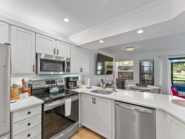 1605 S Us Highway 1 V1104, Jupiter FL 33477
