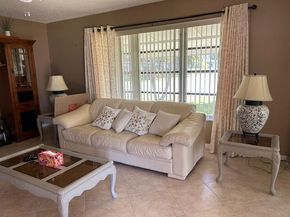 1025 South Drive S D, Delray Beach FL 33445