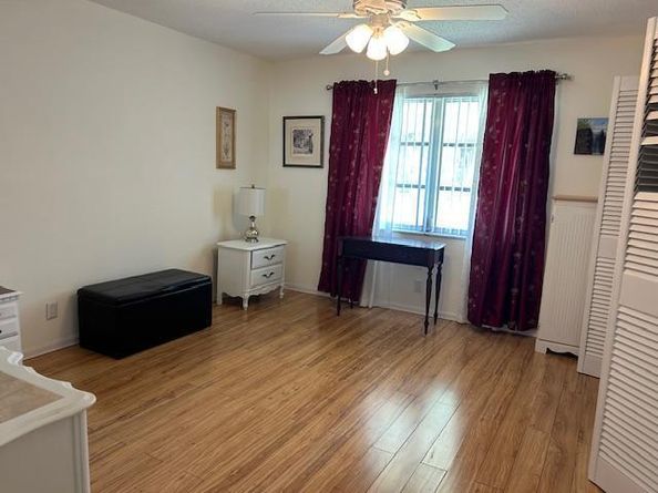 1025 South Drive S D, Delray Beach FL 33445