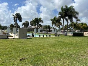 1025 South Drive S D, Delray Beach FL 33445