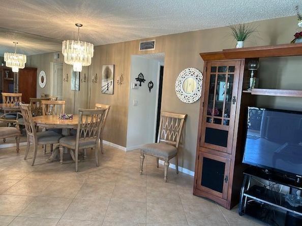 1025 South Drive S D, Delray Beach FL 33445