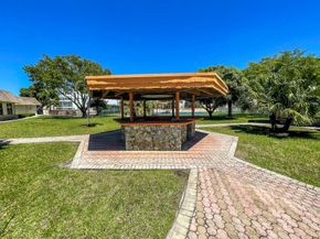 4281 NW 41st Street 320, Lauderdale Lakes FL 33319
