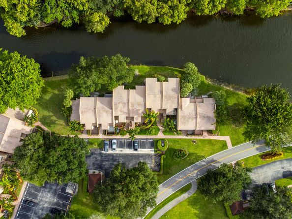 3706 Bridgewood Drive 3706, Boca Raton FL 33434
