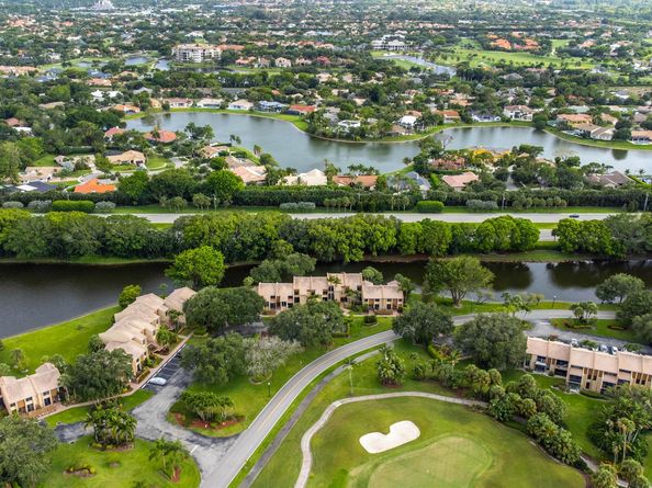 3706 Bridgewood Drive 3706, Boca Raton FL 33434